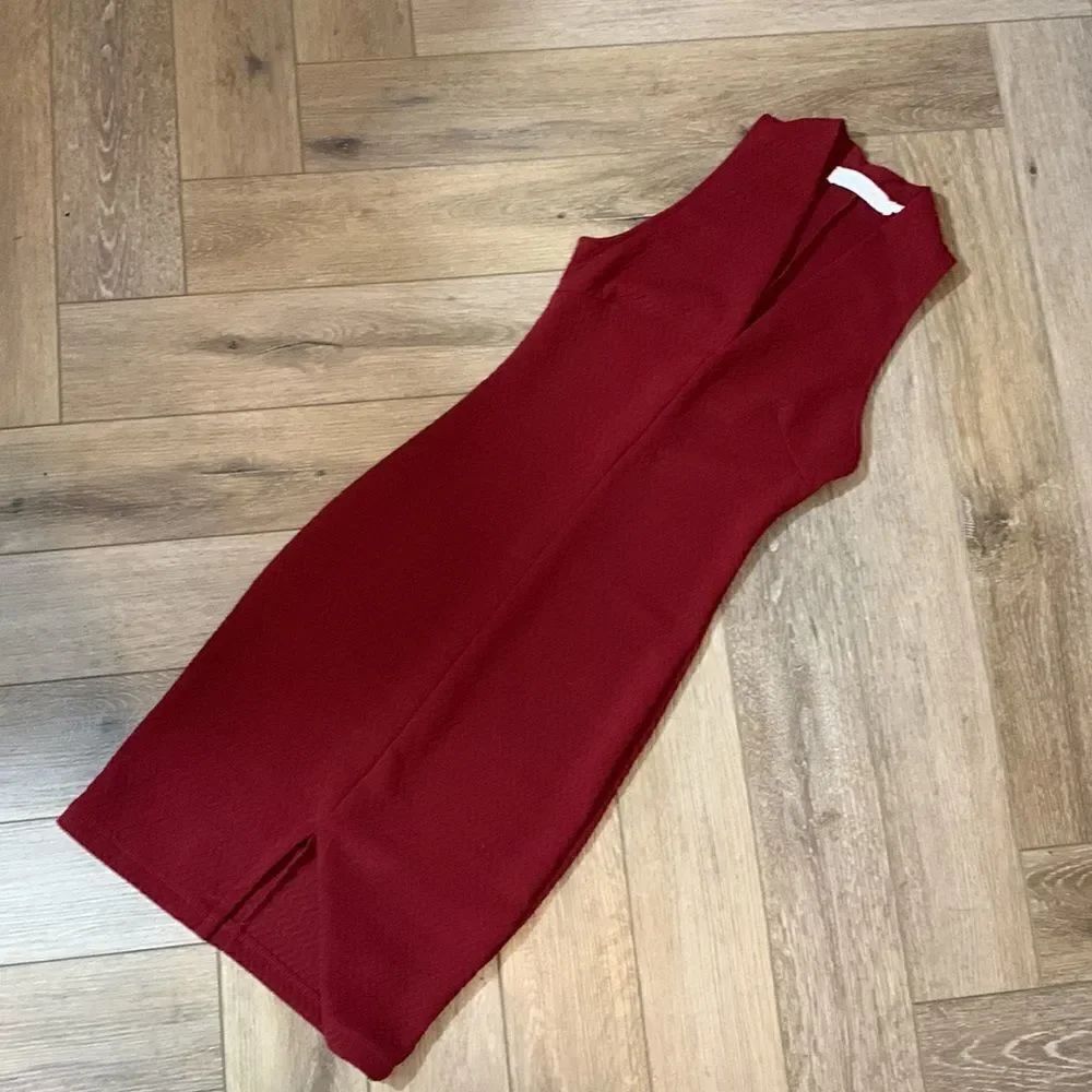 ASTR the Label VNK Textured Bodycon Dress - Picture 8 of 13